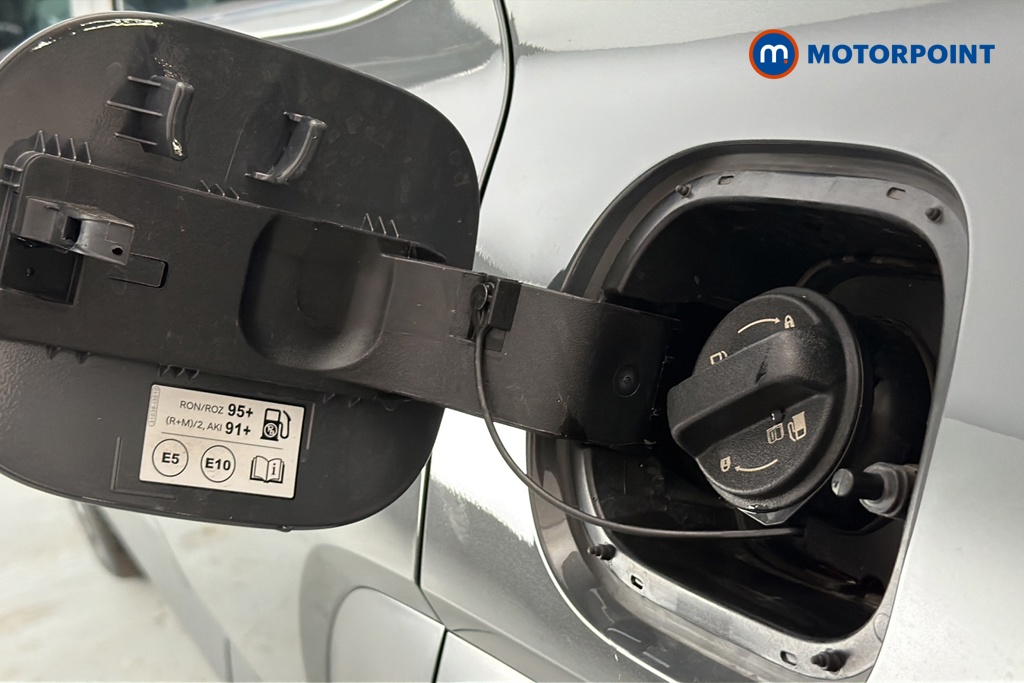 Hyundai Kona Advance Automatic Petrol-Electric Hybrid SUV - Stock Number (1659502) - 41st supplementary image