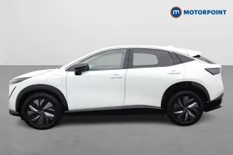 Nissan Ariya Shiro Automatic Electric SUV - Stock Number (1659531) - Passenger side