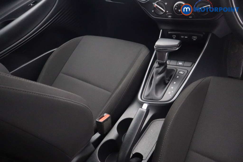 Hyundai I20 Advance Automatic Petrol Hatchback - Stock Number (1659558) - 16th supplementary image