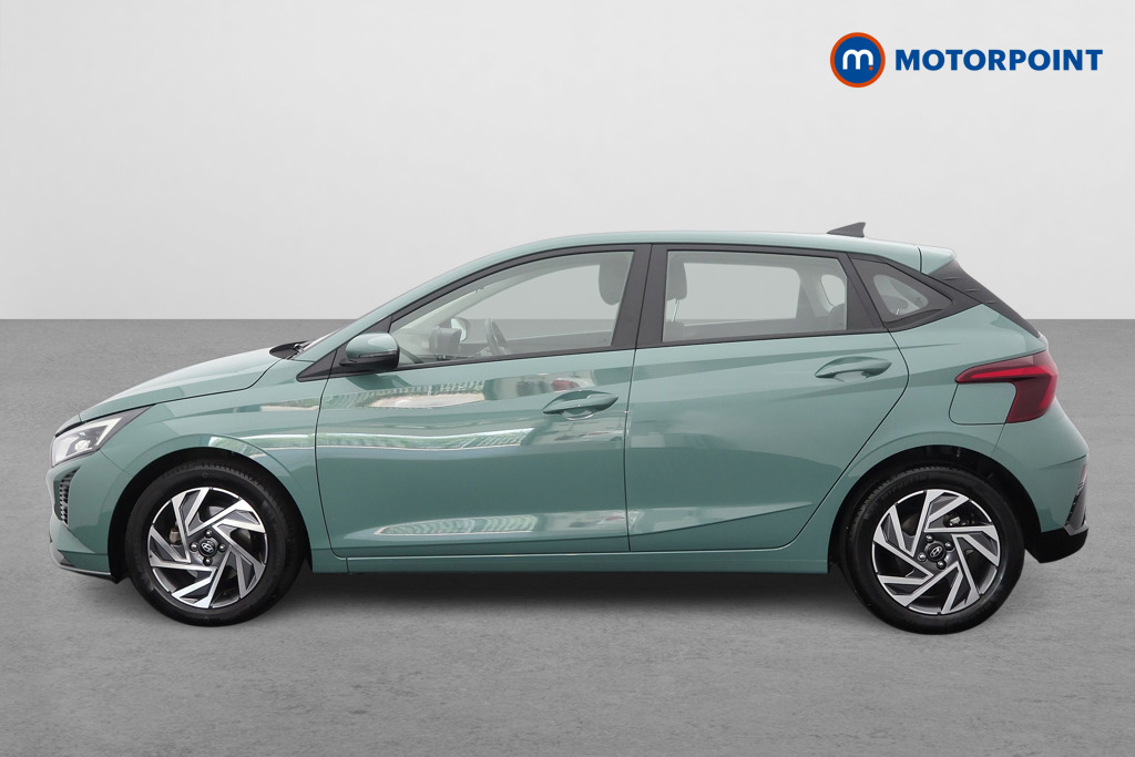Hyundai I20 Advance Automatic Petrol Hatchback - Stock Number (1659558) - Passenger side