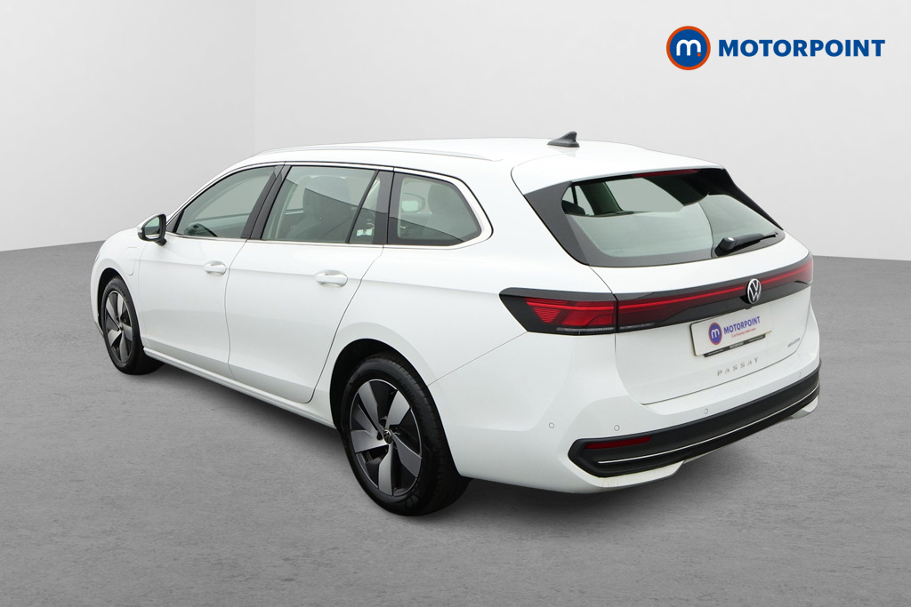Volkswagen Passat Life Automatic Petrol Plug-In Hybrid Estate - Stock Number (1659613) - Passenger side rear corner