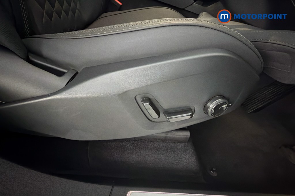Volvo Xc90 Plus Automatic Petrol Plug-In Hybrid SUV - Stock Number (1659669) - 25th supplementary image