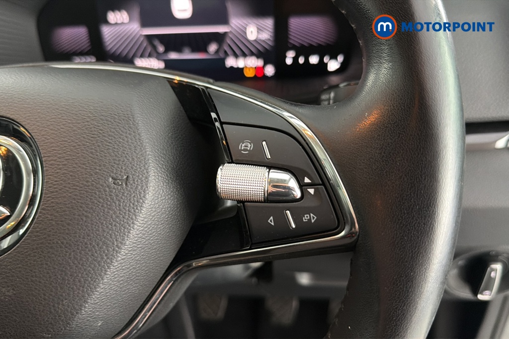 Skoda Karoq Se L Manual Petrol SUV - Stock Number (1659894) - 3rd supplementary image