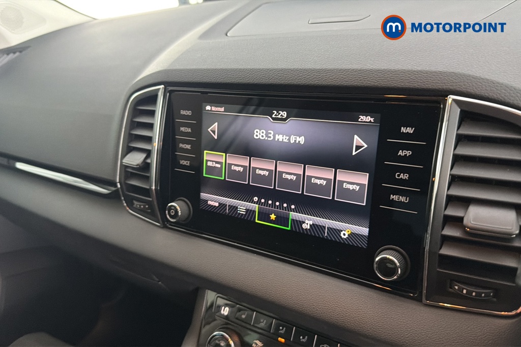 Skoda Karoq Se L Manual Petrol SUV - Stock Number (1659894) - 8th supplementary image