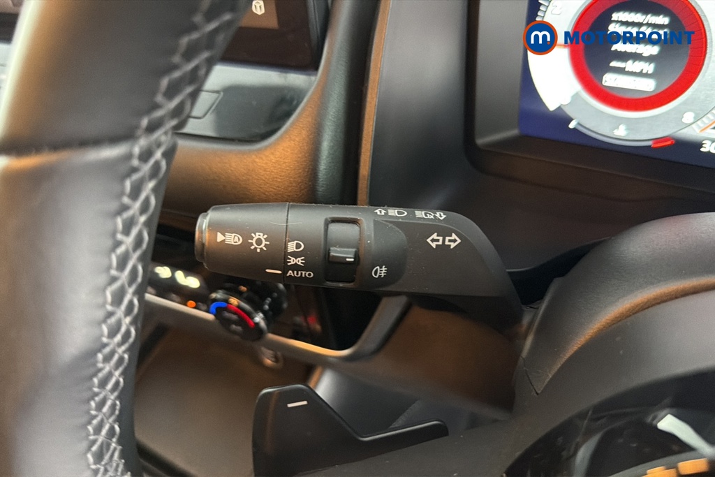 Nissan Qashqai N-Connecta Automatic Petrol SUV - Stock Number (1659957) - 5th supplementary image