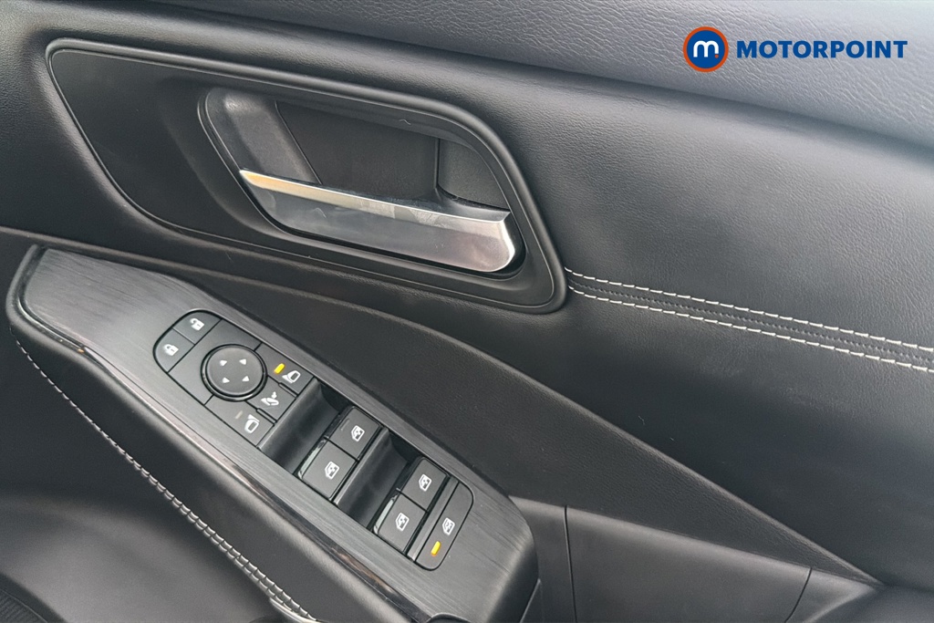 Nissan Qashqai N-Connecta Automatic Petrol SUV - Stock Number (1659957) - 19th supplementary image