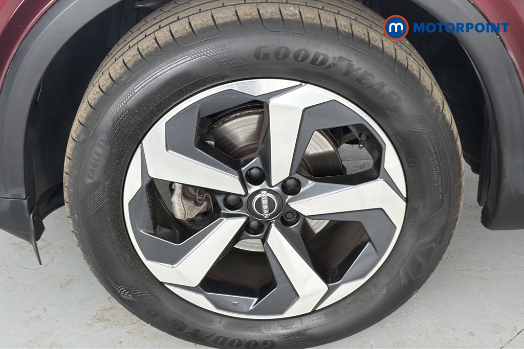 Nissan Qashqai N-Connecta Automatic Petrol SUV - Stock Number (1659957) - 44th supplementary image