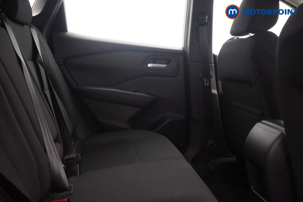Nissan Qashqai Acenta Premium Manual Petrol SUV - Stock Number (1660010) - 8th supplementary image