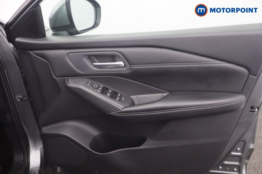 Nissan Qashqai Acenta Premium Manual Petrol SUV - Stock Number (1660010) - 10th supplementary image