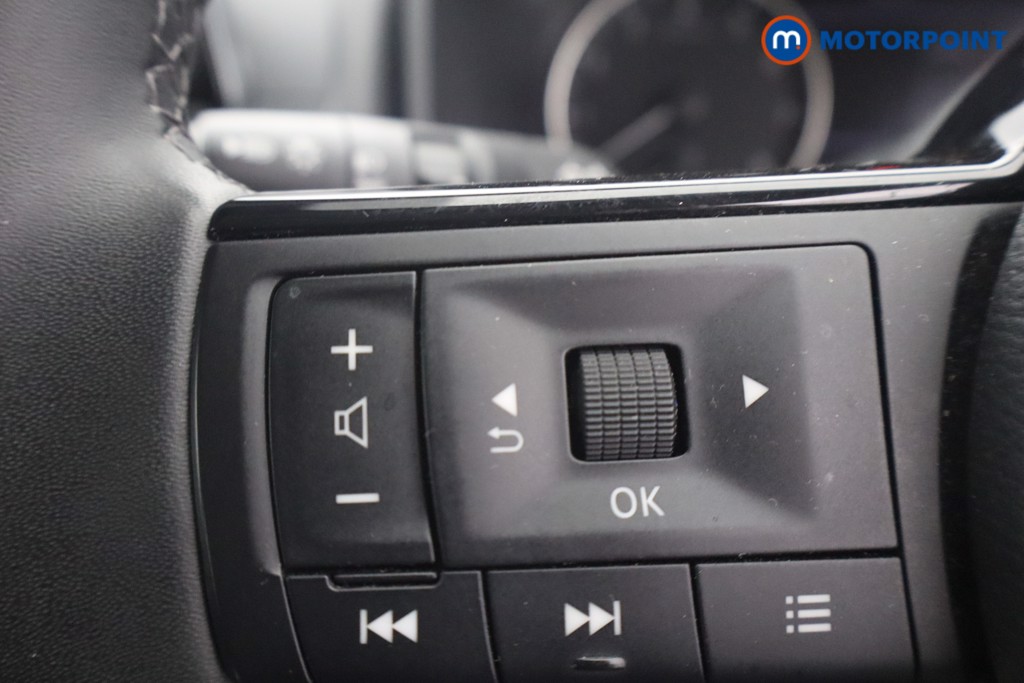 Nissan Qashqai Acenta Premium Manual Petrol SUV - Stock Number (1660010) - 15th supplementary image