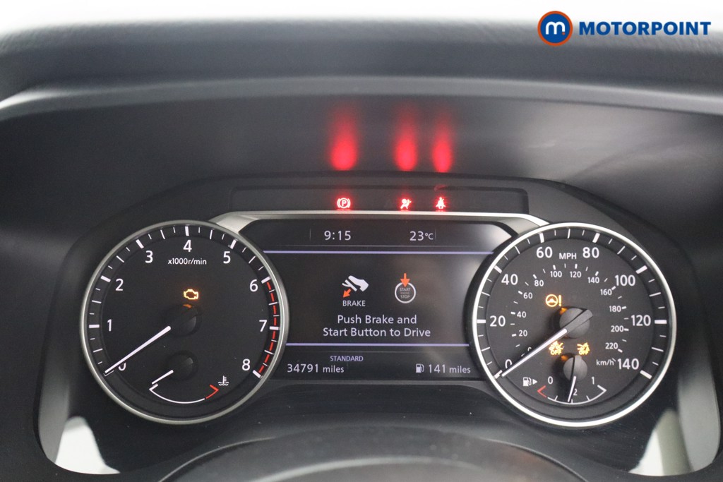 Nissan Qashqai Acenta Premium Manual Petrol SUV - Stock Number (1660010) - 16th supplementary image