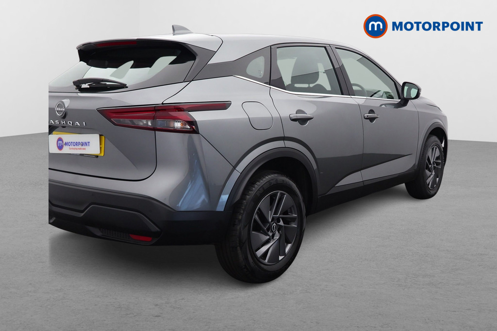 Nissan Qashqai Acenta Premium Manual Petrol SUV - Stock Number (1660010) - Drivers side rear corner