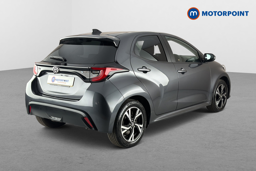 Toyota Yaris Design Automatic Petrol-Electric Hybrid Hatchback - Stock Number (1660012) - Passenger side rear corner