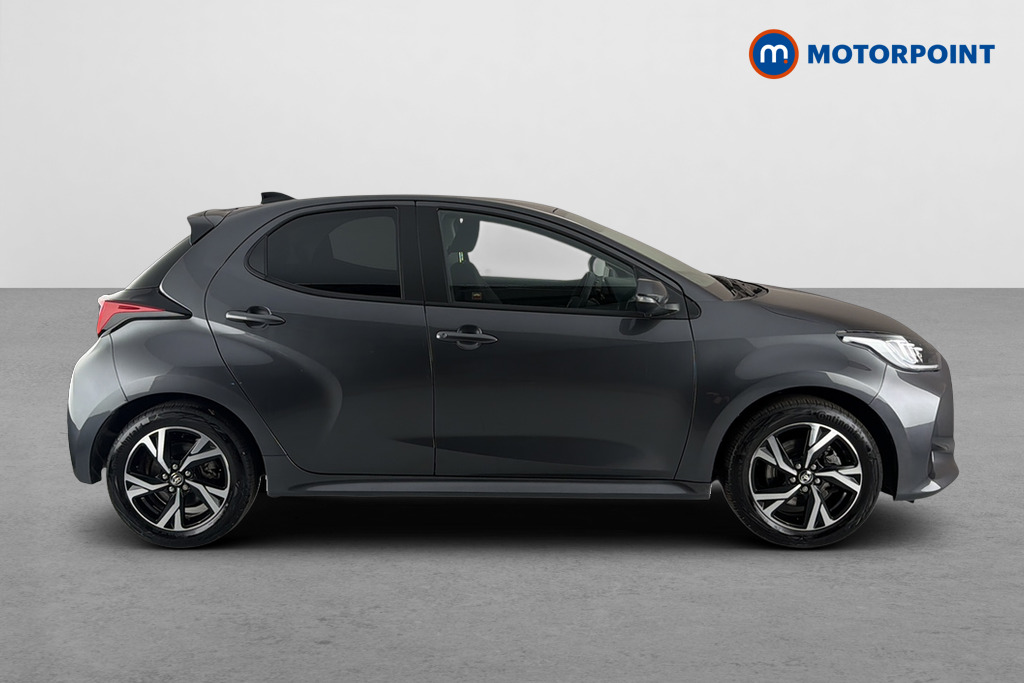 Toyota Yaris Design Automatic Petrol-Electric Hybrid Hatchback - Stock Number (1660012) - Passenger side