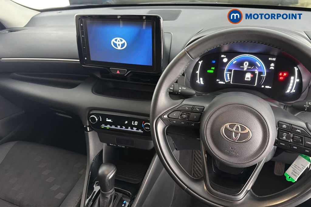 Toyota Yaris Design Automatic Petrol-Electric Hybrid Hatchback - Stock Number (1660012) - 1st supplementary image
