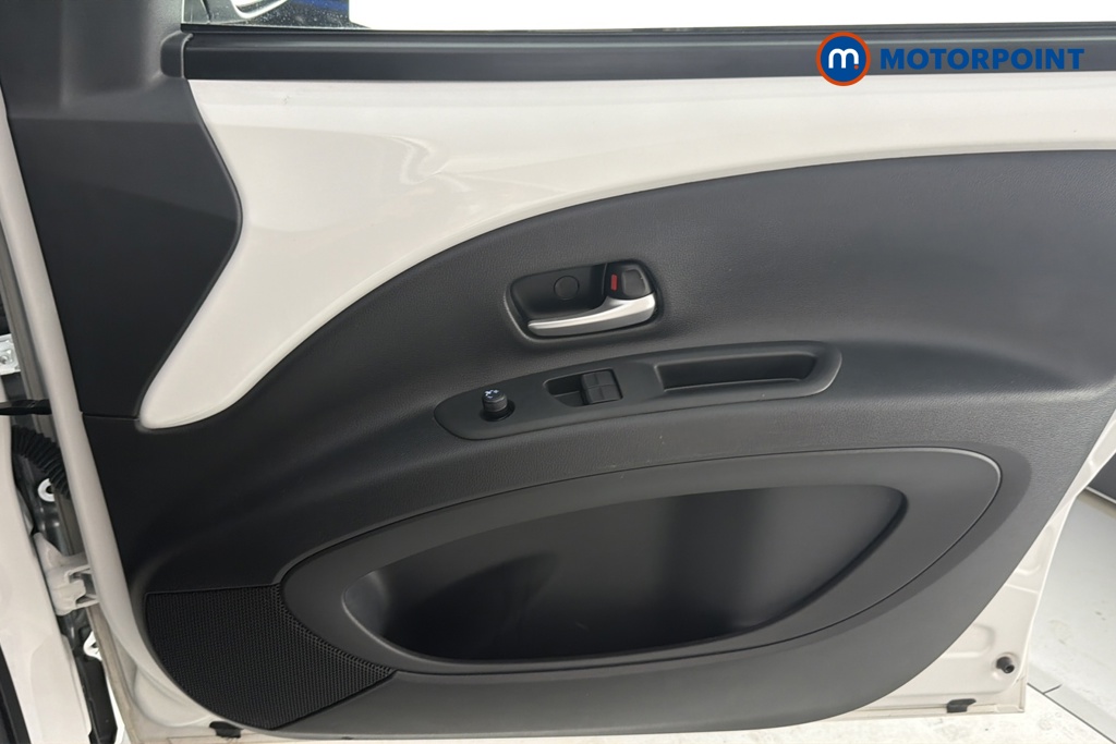 Toyota Aygo X Pure Manual Petrol Hatchback - Stock Number (1660137) - 18th supplementary image