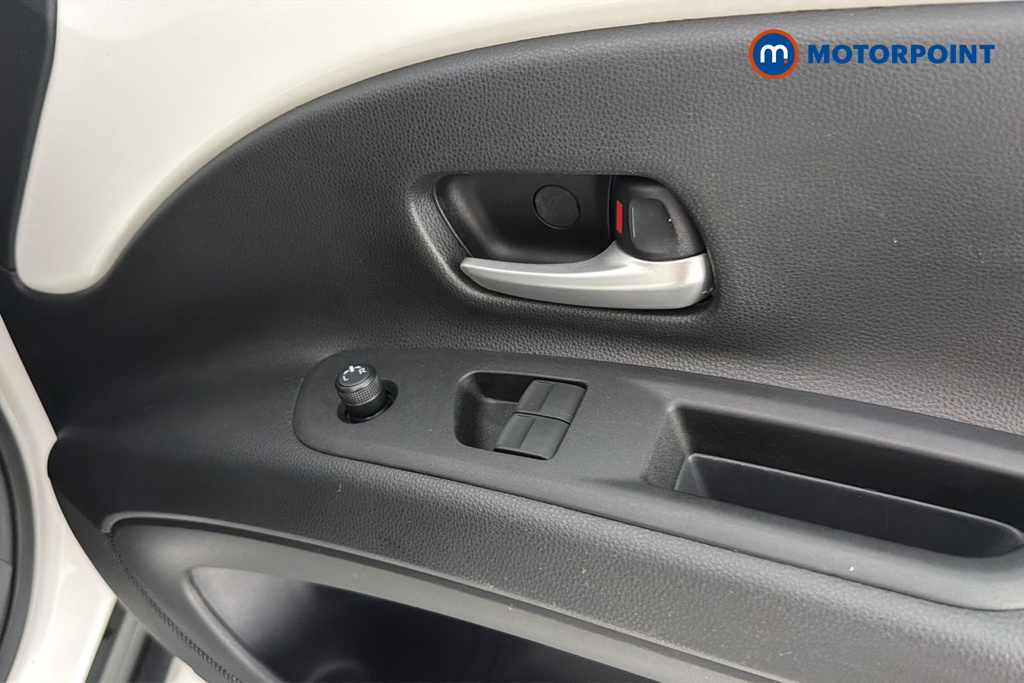 Toyota Aygo X Pure Manual Petrol Hatchback - Stock Number (1660137) - 19th supplementary image