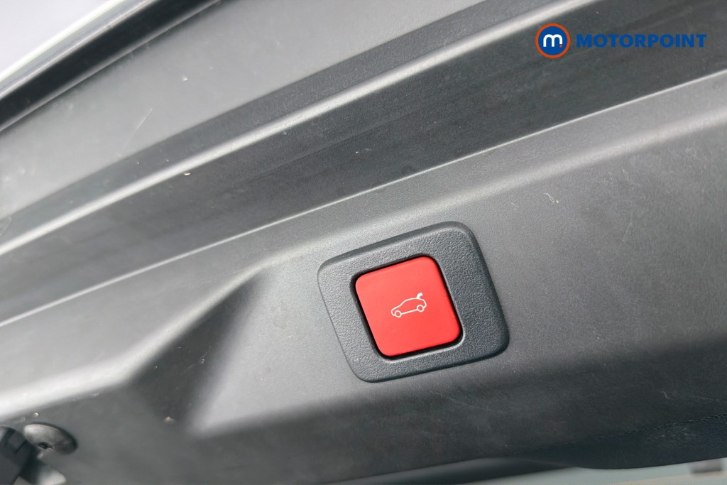 Peugeot 3008 GT Automatic Petrol SUV - Stock Number (1660195) - 35th supplementary image