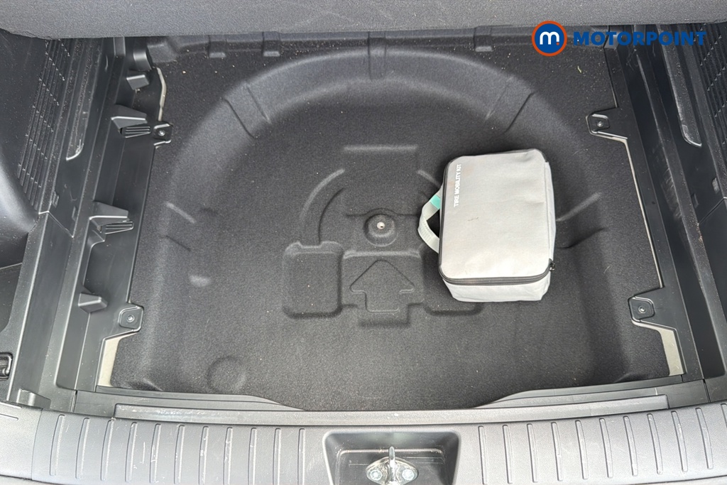 Hyundai Kona Advance Automatic Petrol-Electric Hybrid SUV - Stock Number (1660232) - 33rd supplementary image