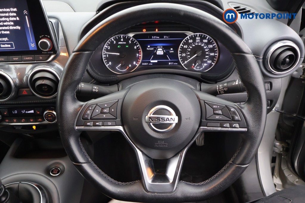 Nissan Juke N-Connecta Manual Petrol SUV - Stock Number (1635256) - 5th supplementary image