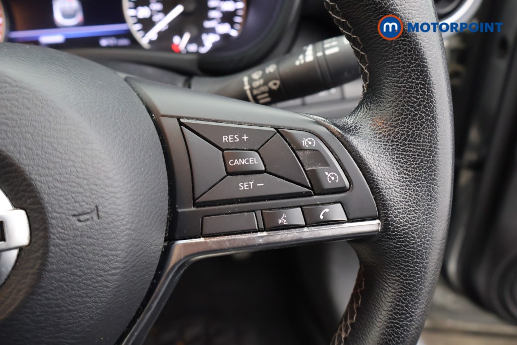 Nissan Juke N-Connecta Manual Petrol SUV - Stock Number (1635256) - 7th supplementary image