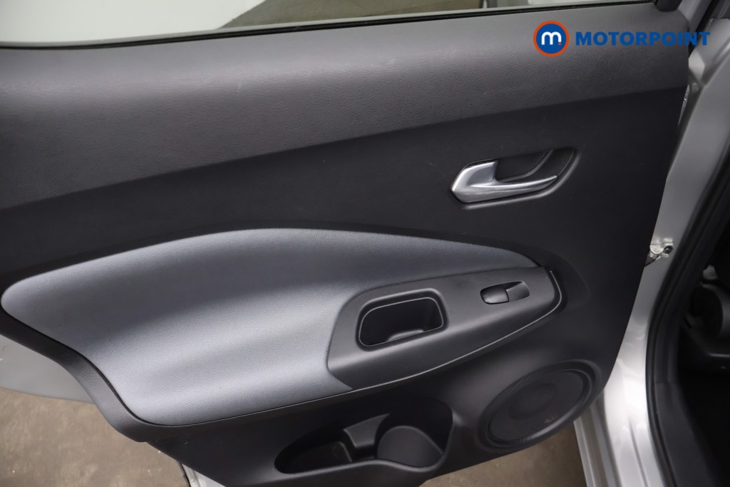 Nissan Juke N-Connecta Manual Petrol SUV - Stock Number (1635256) - 20th supplementary image