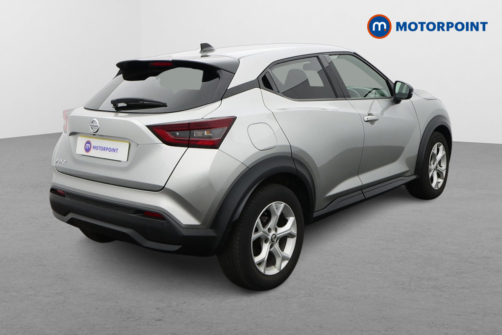 Nissan Juke N-Connecta Manual Petrol SUV - Stock Number (1635256) - Drivers side rear corner