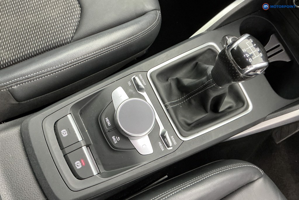Audi Q2 S Line Manual Petrol SUV - Stock Number (1649446) - 9th supplementary image