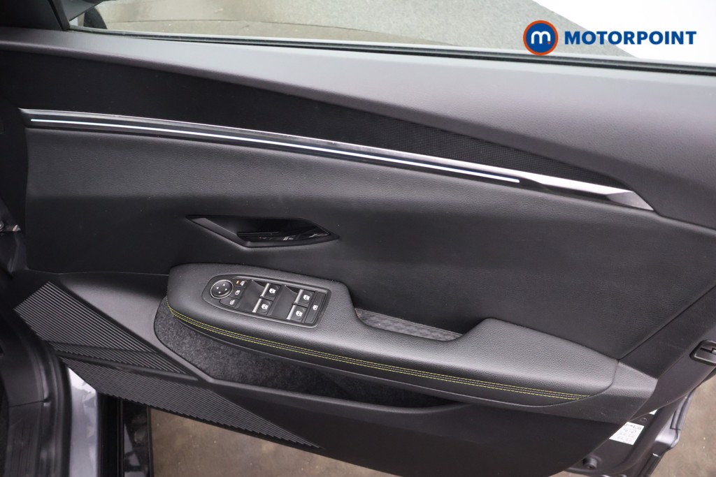 Renault Megane E-Tech Techno Automatic Electric Hatchback - Stock Number (1650060) - 15th supplementary image