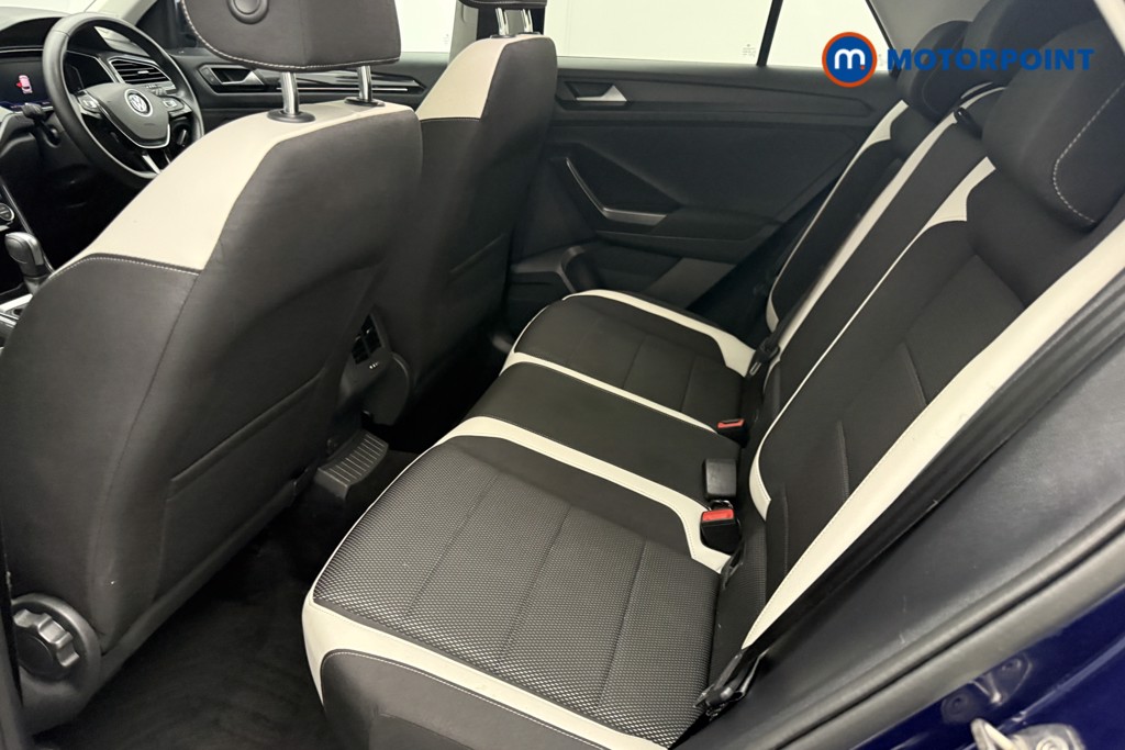 Volkswagen T-Roc SEL Automatic Petrol SUV - Stock Number (1650612) - 4th supplementary image
