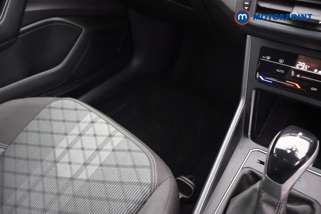 Volkswagen Taigo R-Line Automatic Petrol SUV - Stock Number (1651377) - 12th supplementary image