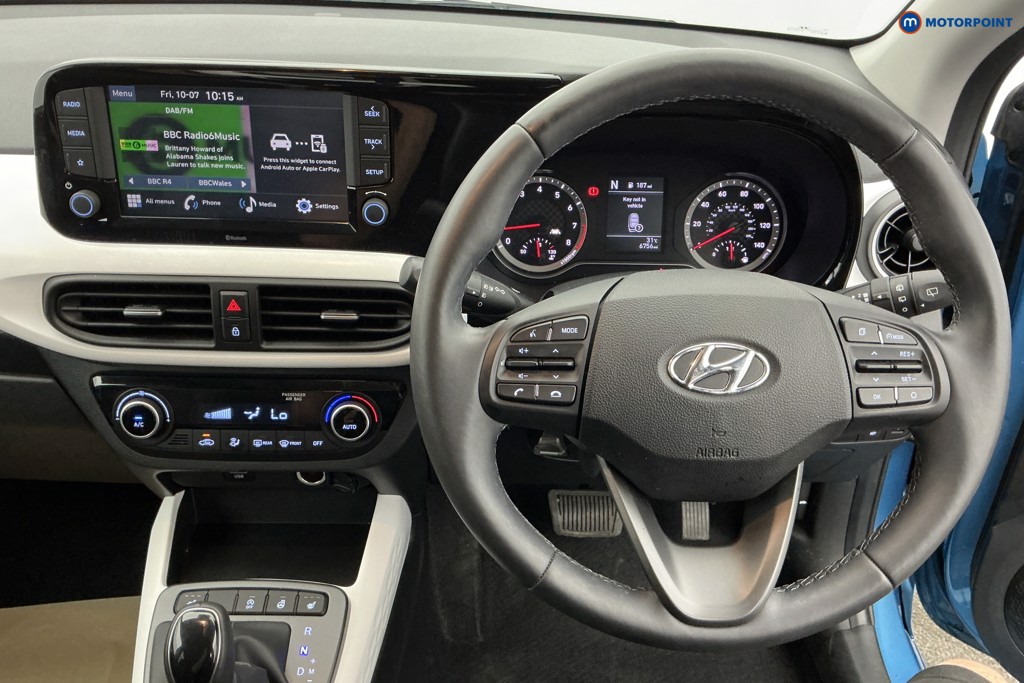 Hyundai I10 Premium Automatic Petrol Hatchback - Stock Number (1652013) - 1st supplementary image