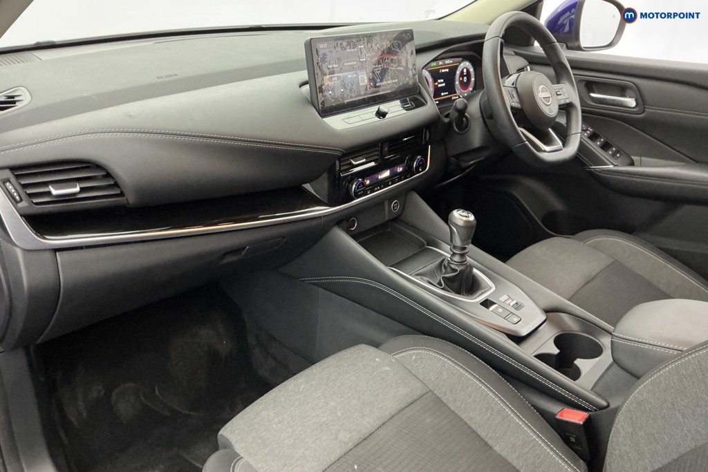 Nissan Qashqai N-Connecta Manual Petrol SUV - Stock Number (1652079) - 7th supplementary image