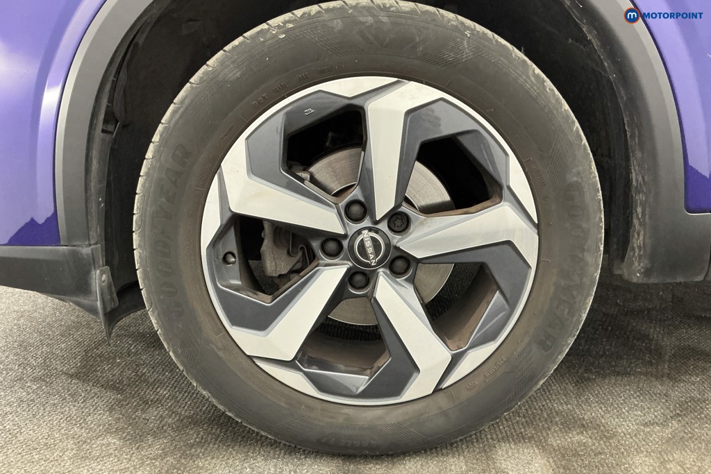Nissan Qashqai N-Connecta Manual Petrol SUV - Stock Number (1652079) - 27th supplementary image