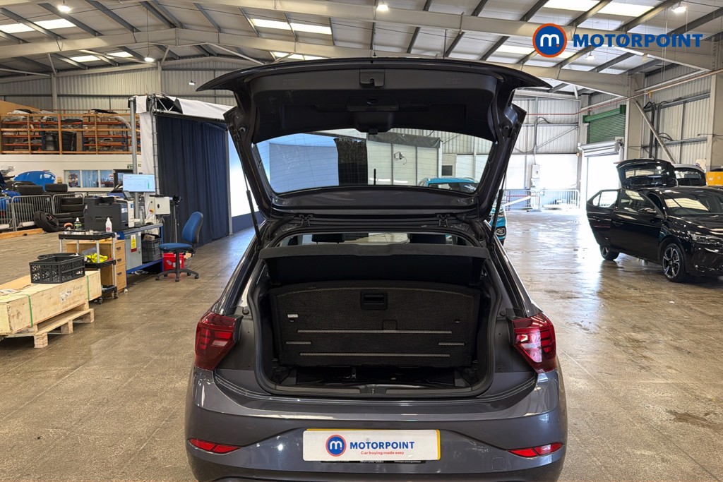 Volkswagen Polo Life Automatic Petrol Hatchback - Stock Number (1652244) - 33rd supplementary image