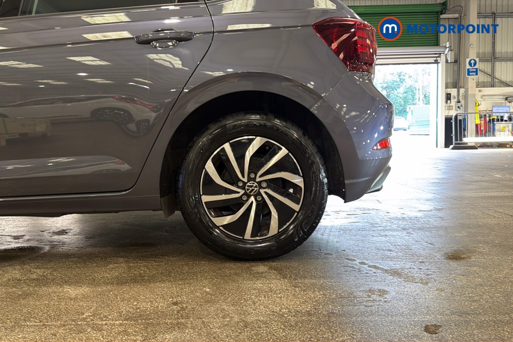 Volkswagen Polo Life Automatic Petrol Hatchback - Stock Number (1652244) - 48th supplementary image