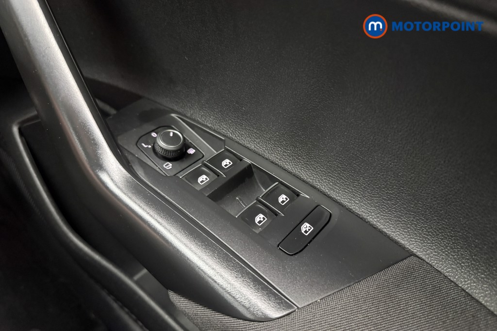 Volkswagen Taigo R-Line Automatic Petrol SUV - Stock Number (1652451) - 15th supplementary image