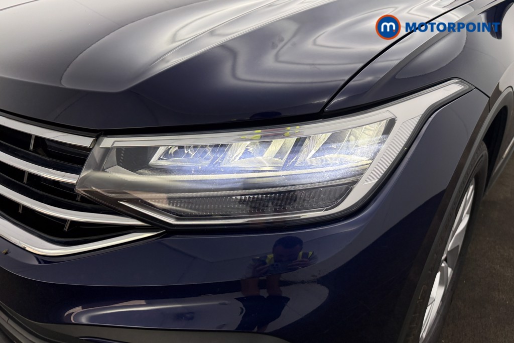 Volkswagen Tiguan Allspace Life Automatic Petrol SUV - Stock Number (1653331) - 21st supplementary image