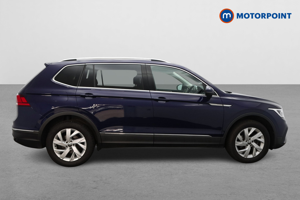 Volkswagen Tiguan Allspace Life Automatic Petrol SUV - Stock Number (1653331) - Drivers side