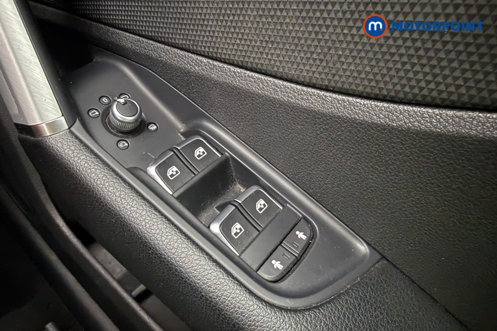 Audi Q2 S Line Automatic Petrol SUV - Stock Number (1654082) - 16th supplementary image