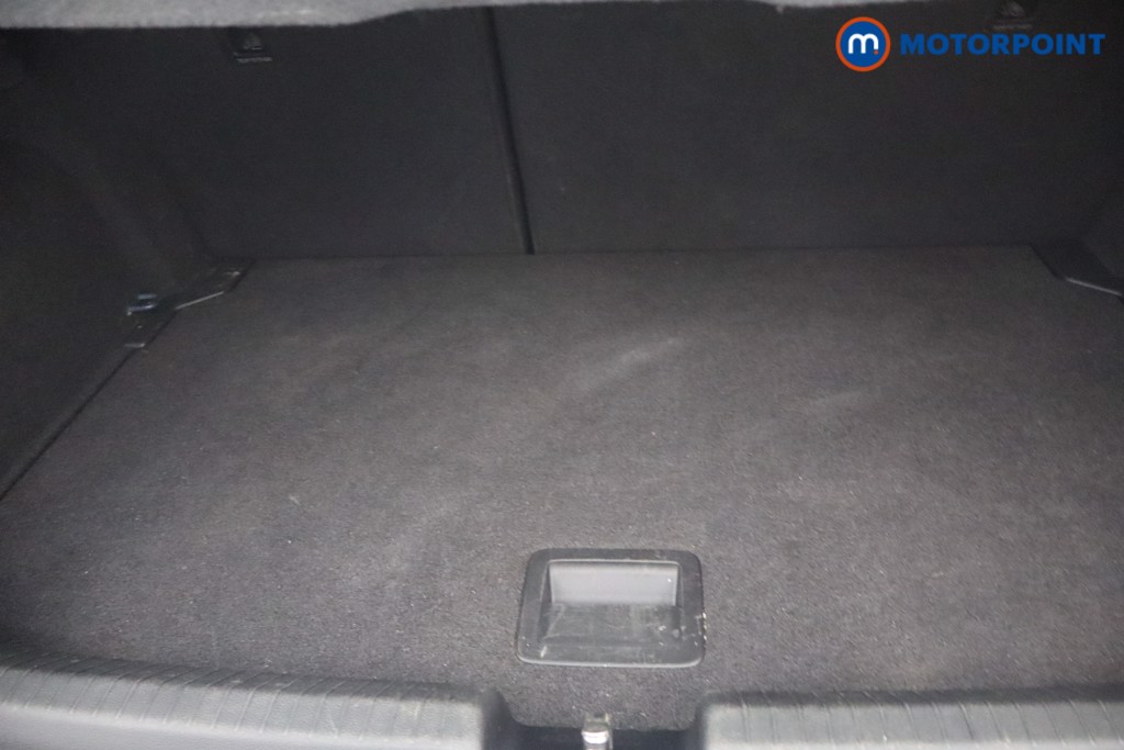 Volkswagen Polo Life Manual Petrol Hatchback - Stock Number (1654213) - 4th supplementary image