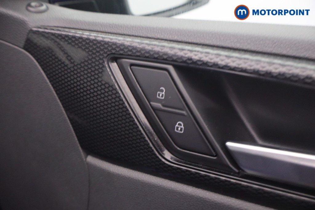 Volkswagen Polo Life Manual Petrol Hatchback - Stock Number (1654213) - 9th supplementary image