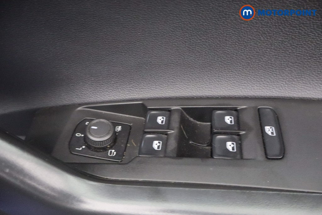 Volkswagen Polo Life Manual Petrol Hatchback - Stock Number (1654213) - 10th supplementary image