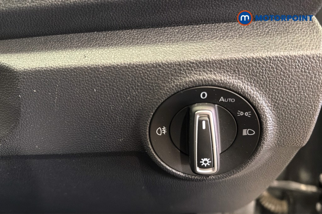 Volkswagen T-Roc SE Manual Diesel SUV - Stock Number (1654540) - 18th supplementary image
