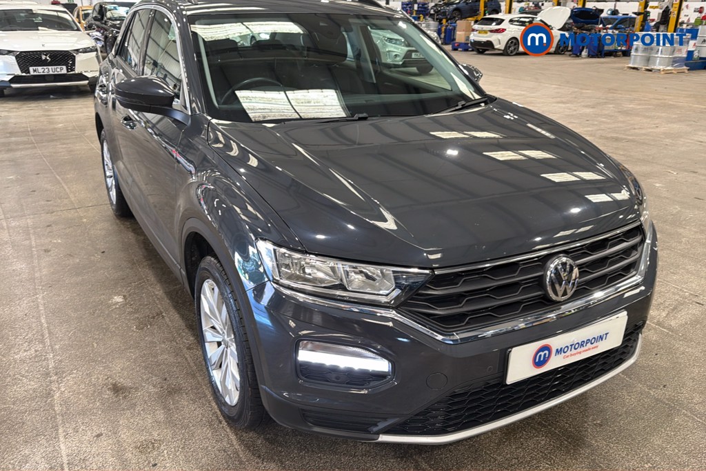 Volkswagen T-Roc SE Manual Diesel SUV - Stock Number (1654540) - 44th supplementary image