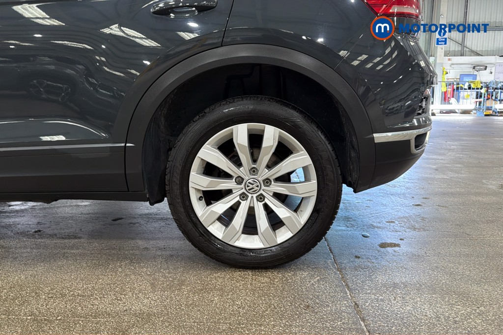 Volkswagen T-Roc SE Manual Diesel SUV - Stock Number (1654540) - 48th supplementary image