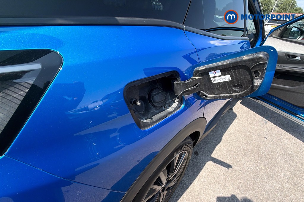 Peugeot 3008 Gt Premium Automatic Petrol Plug-In Hybrid SUV - Stock Number (1655334) - 41st supplementary image
