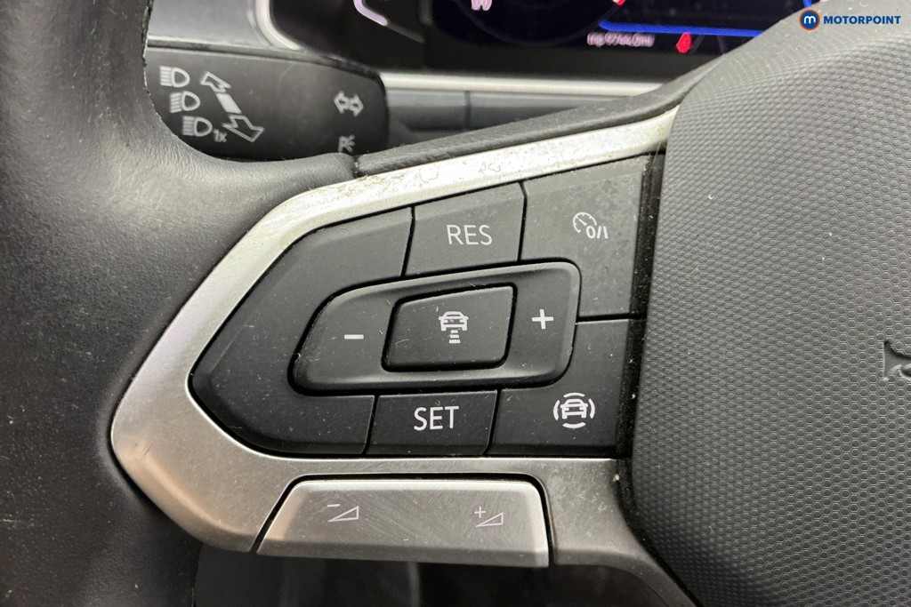 Volkswagen T-Roc Style Manual Petrol SUV - Stock Number (1655579) - 12th supplementary image