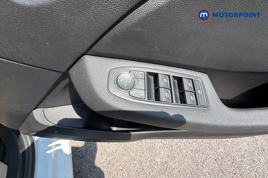 Renault Clio Evolution Manual Petrol Hatchback - Stock Number (1655946) - 20th supplementary image