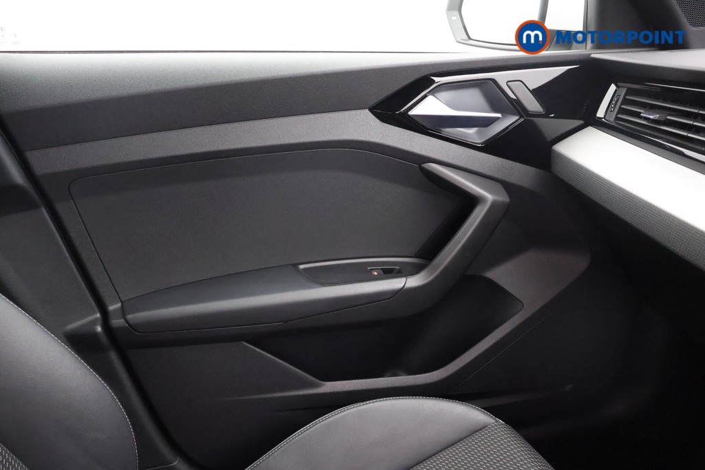 Audi A1 S Line Manual Petrol Hatchback - Stock Number (1656040) - 11th supplementary image